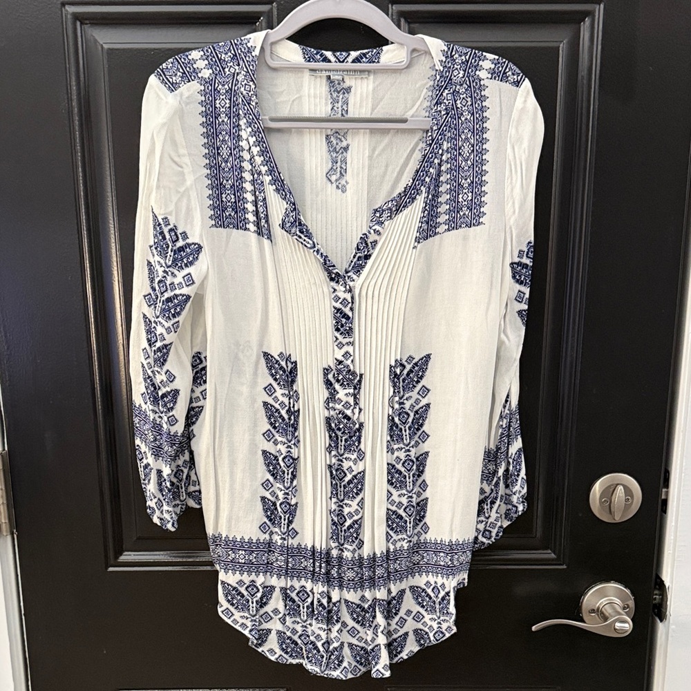 Daniel Rainn Navy and Cream Blouse
